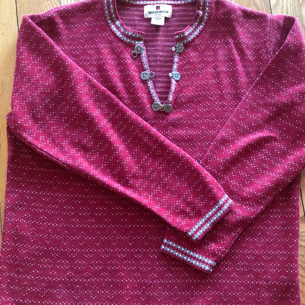 Woolrich Woman’s MD light weight sweater